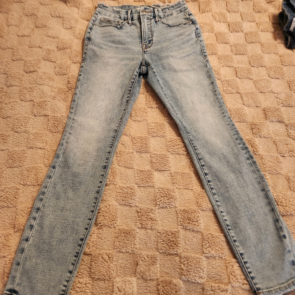 Good American Light Blue Skinny Jeans